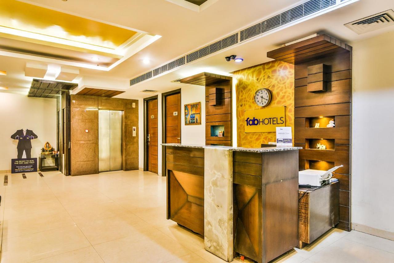 Fabhotel Oasis Dlf Phase 3 Gurgaon Exterior foto